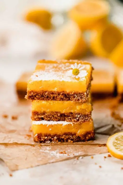 Graham Cracker Crumb Lemon Bars