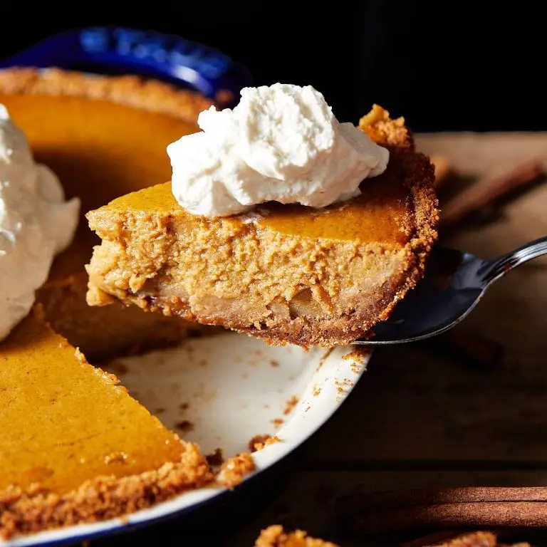 Graham Cracker Crumb Pumpkin Pie