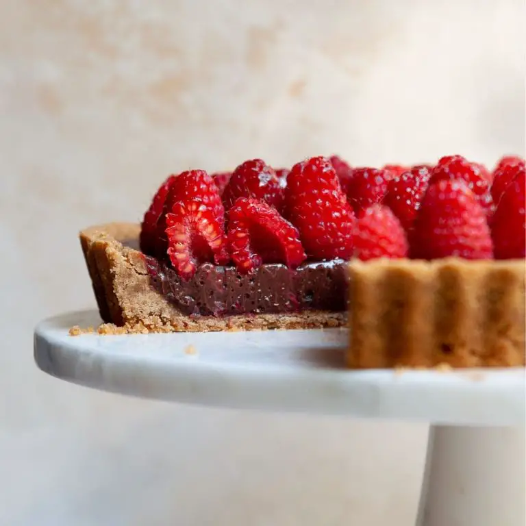Graham Cracker Crumb Raspberry Tart