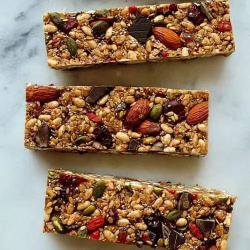 Granola Bars with Dried Fruits and Nuts