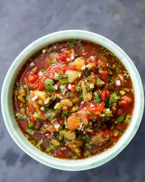 Green Chile and Tomato Salsa
