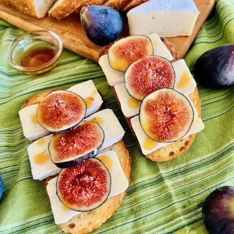 Green Fig and Brie Crostini