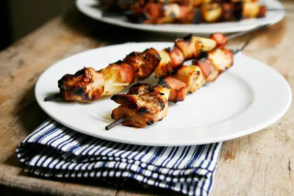 Grilled Ham and Chicken Skewers with Pineapple