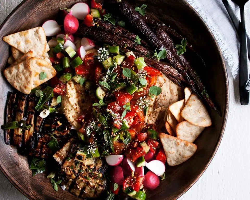 Grilled Vegetable Platter with Hummus