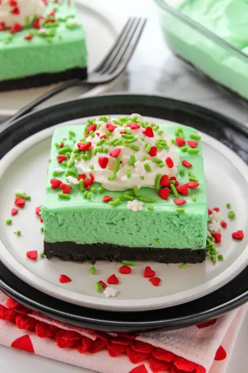 Grinch Cheesecake Bars