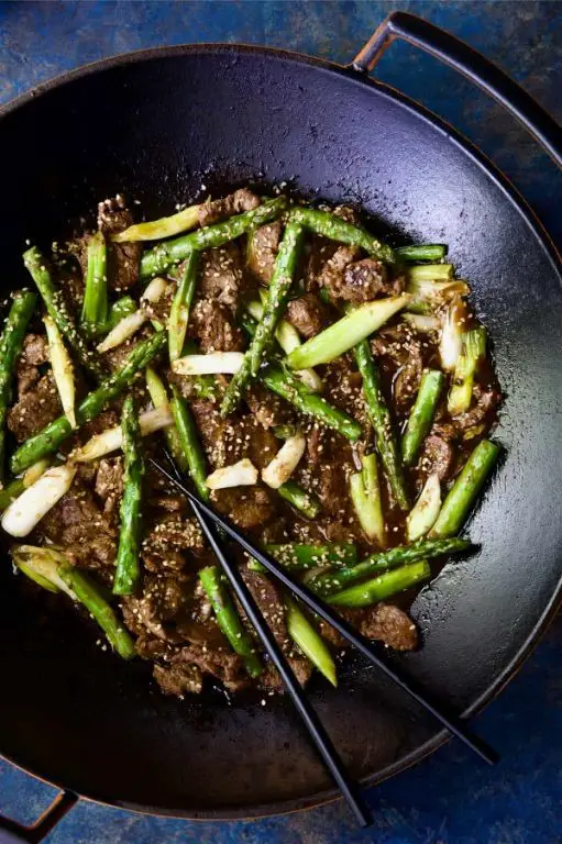 Ground Beef and Asparagus Stir-Fry