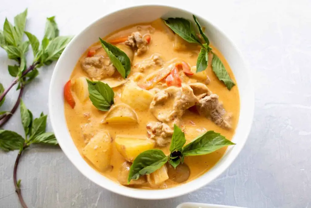 Guinea Pig Curry with Coconut Milk