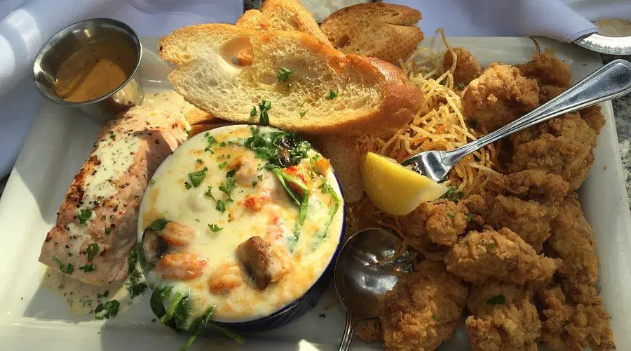 Gulf Coast Seafood Platter Papadeaux