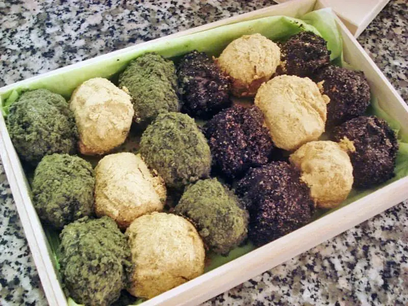 Gyeongdan (Sweet Rice Balls)