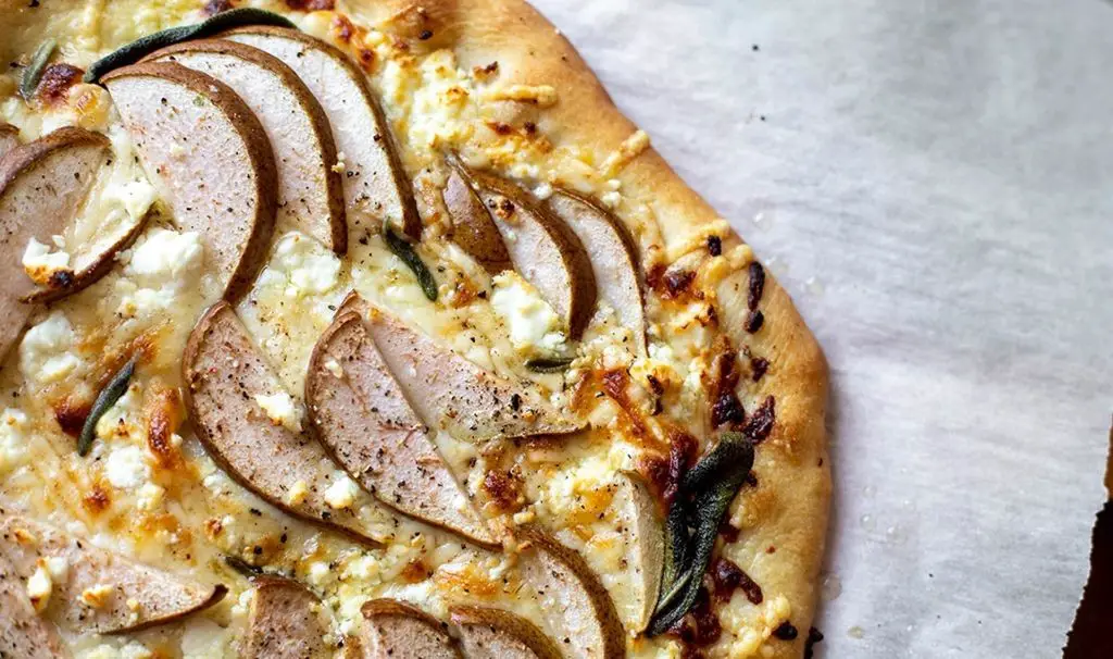 Harry and David Pear and Gorgonzola Flatbread