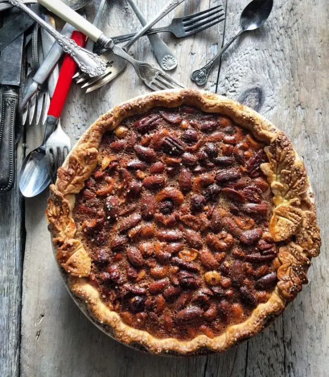 19 Cozy Fall Pie Recipes Deliciously Seasonal