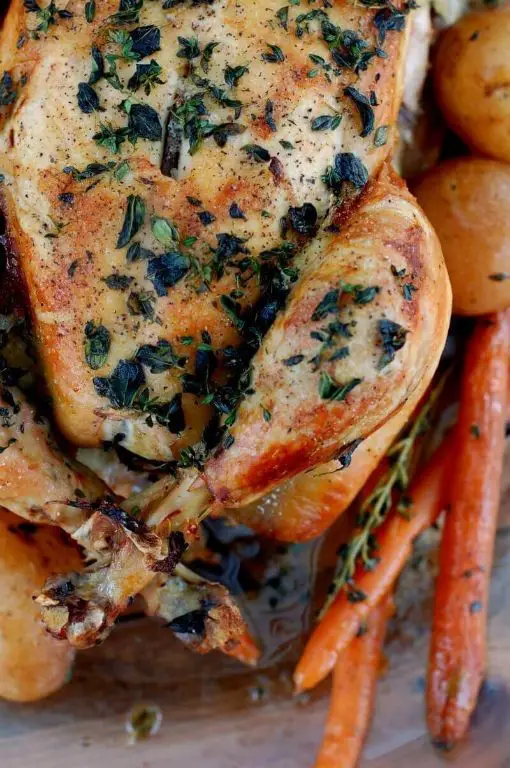 Herb-Infused Rosemary Chicken Gravy
