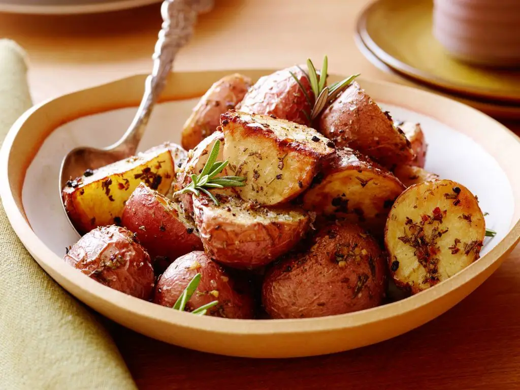 Herb-Roasted Potatoes with Rosemary