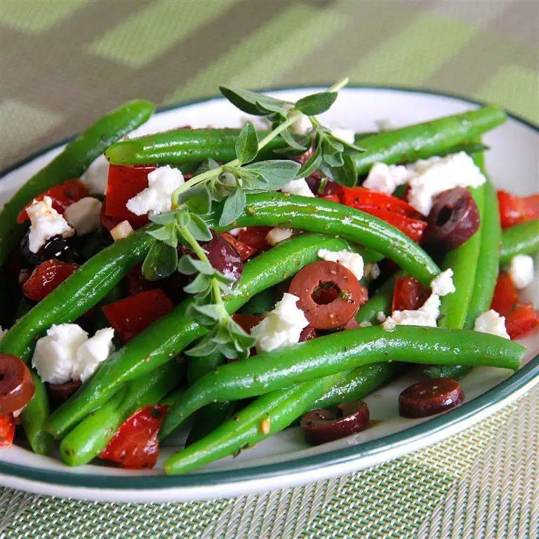 Herbed Green Beans with Feta and Olives