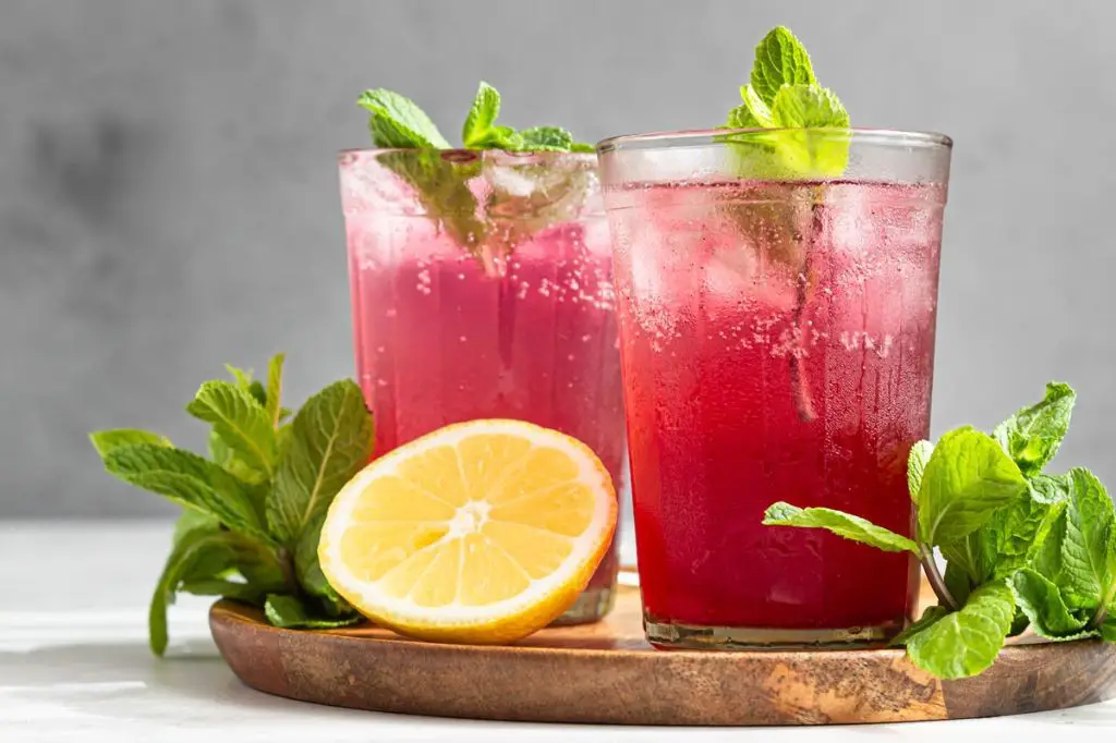 Hibiscus Ginger Lemonade