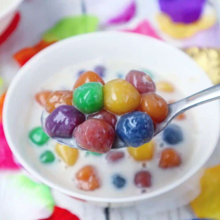 Hmong Sweet Rice Balls in Coconut Milk