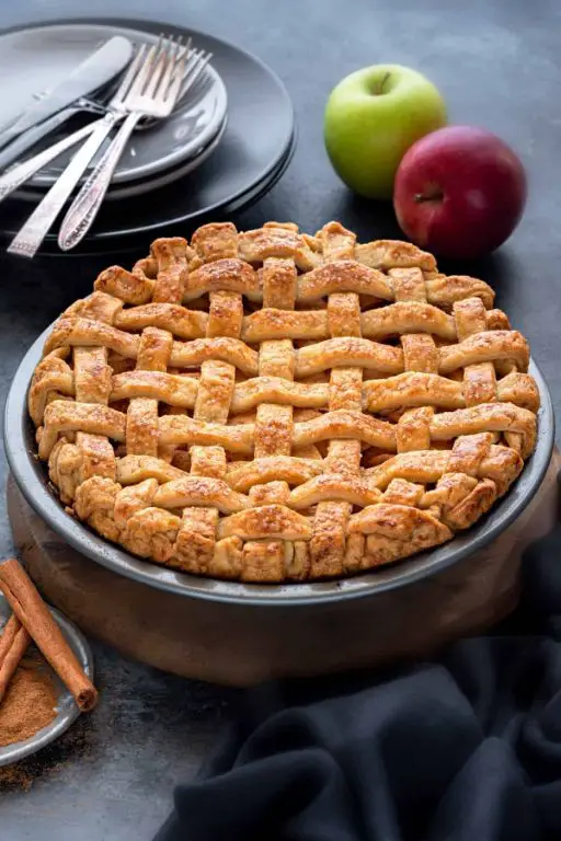 Homemade Apple Pie with Lattice Crust