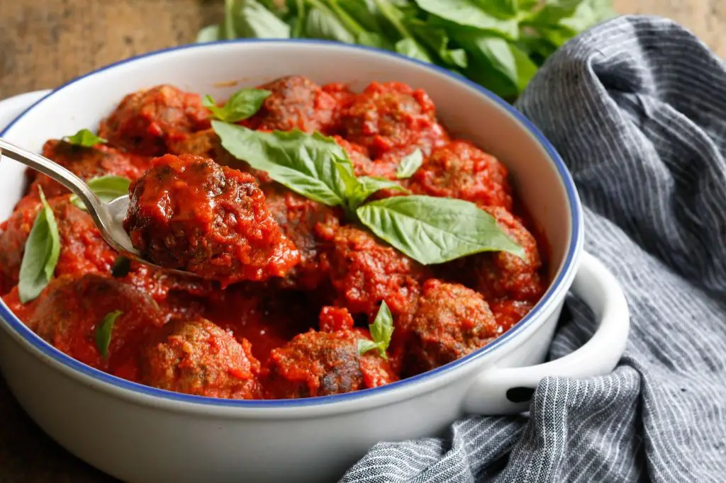 Homemade Beef Meatballs in Marinara Sauce