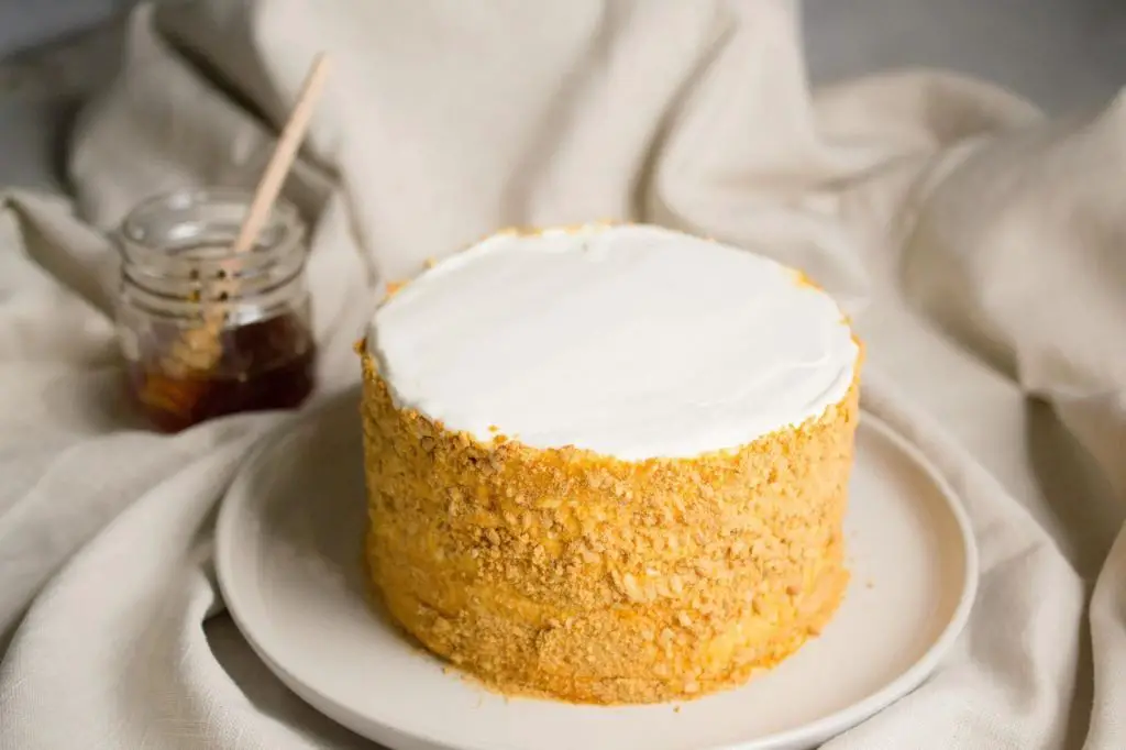 Homemade Ikarian Honey Cake