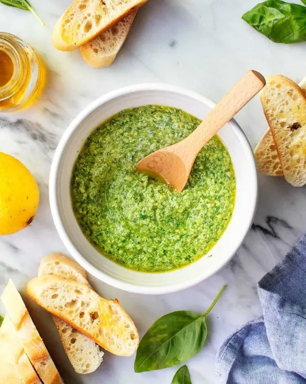 Homemade Pesto Sauce