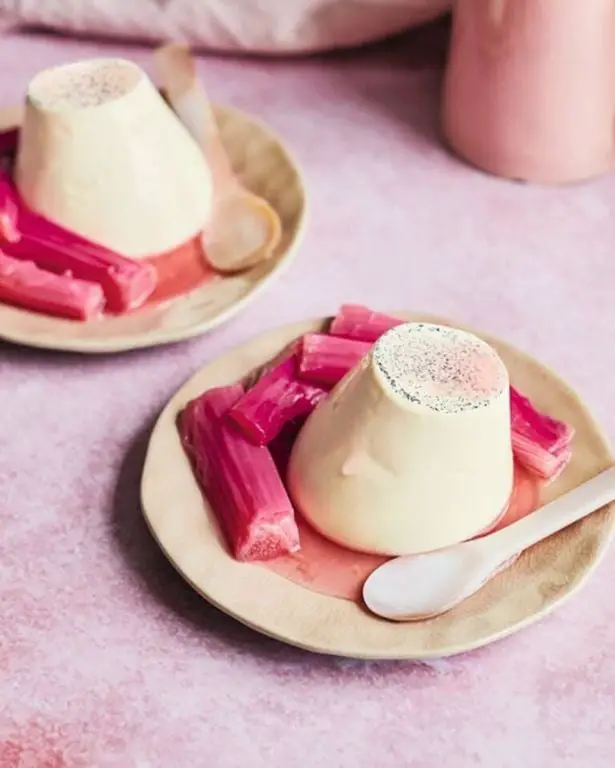 Honey Rhubarb Jelly with Chamomile