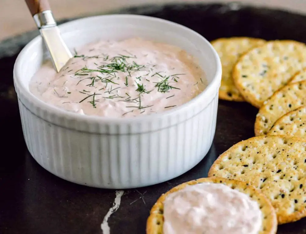 Horseradish Smoked Salmon Dip