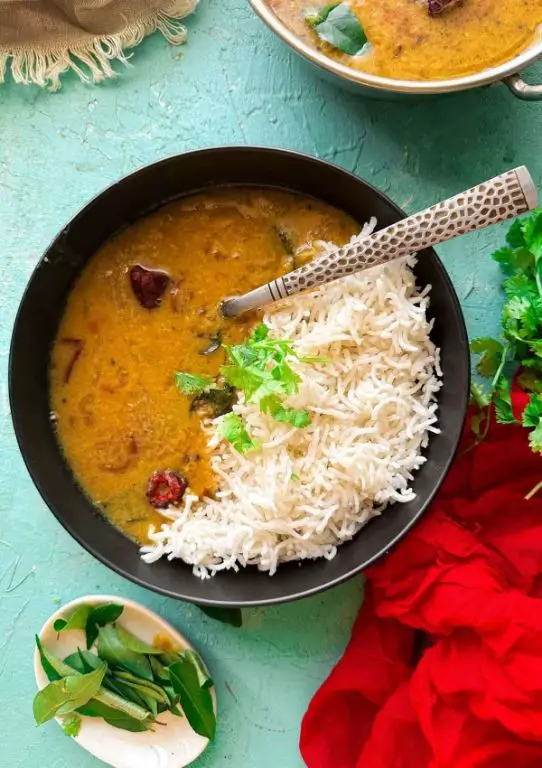 Hyderabadi Khatti Dal