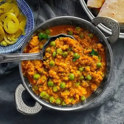 Indian Ground Chicken Keema Matar