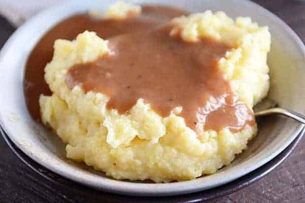 Instant Mashed Potatoes with Gravy