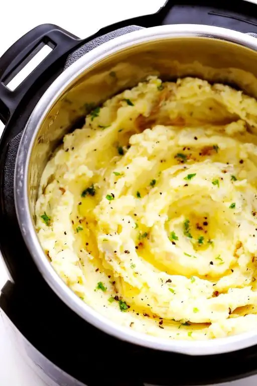 Instant Pot Garlic Mashed Potatoes