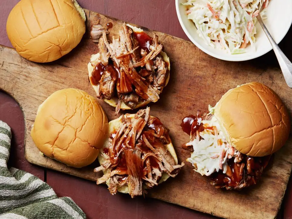 Instant Pot Pulled Pork Sandwiches