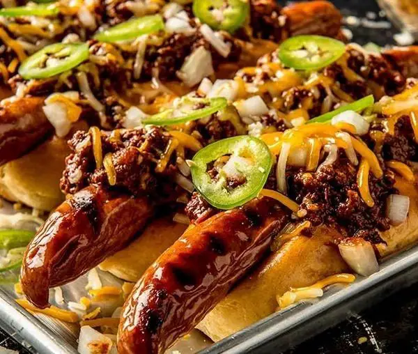 Jalapeño and Cheddar Hot Dog Chili