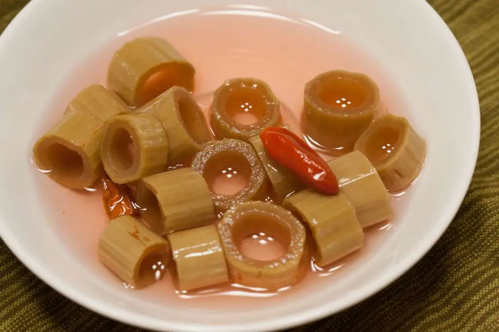 Japanese Knotweed Pickles with Spices