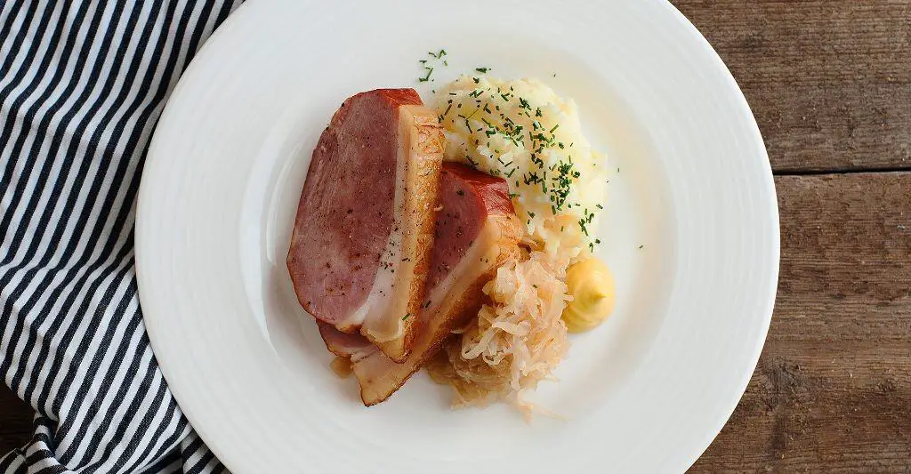 Kassler with Sauerkraut and Potatoes
