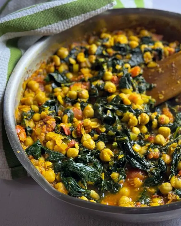 Kelp and Chickpea Curry