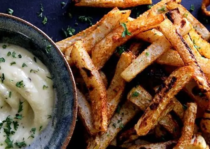 Kohlrabi Fries with Spicy Aioli