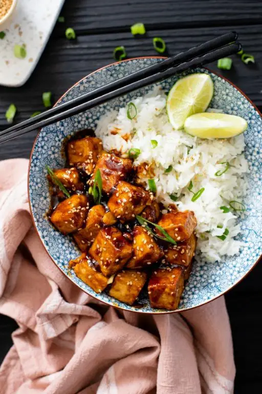 Korean BBQ Crispy Tofu Bowls