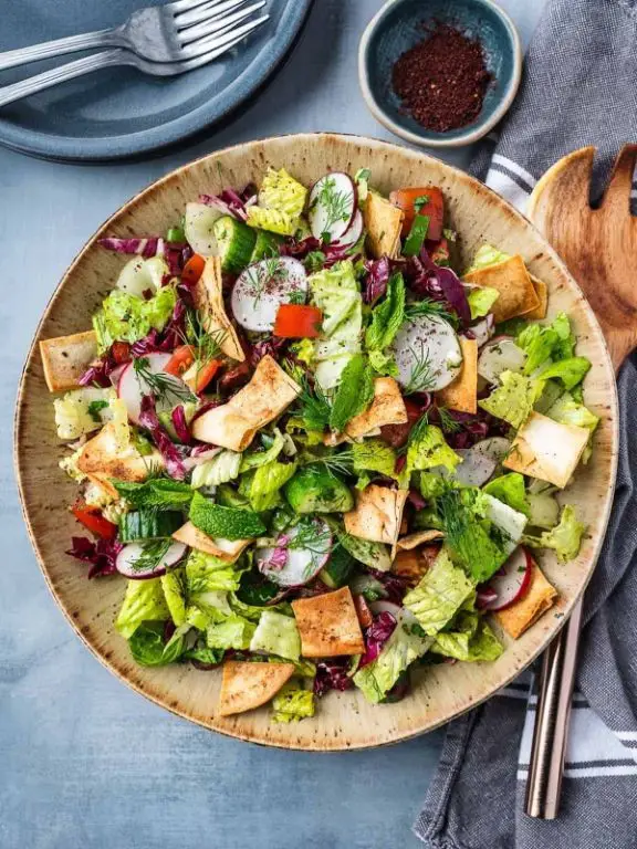 Lebanese Fattoush Salad