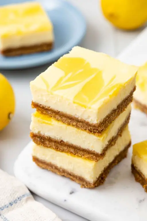 Lemon Cheesecake Dessert Bars