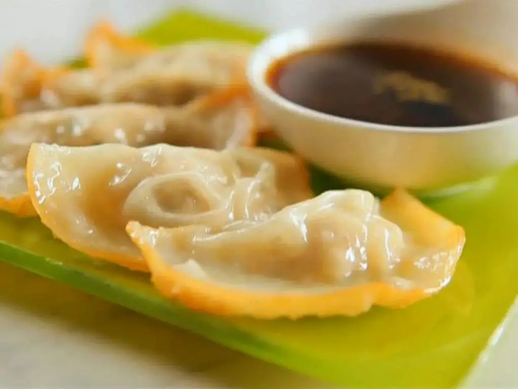 Lemon Chicken Dumplings with Sweet Chili Sauce
