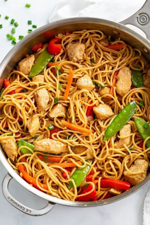 Lemon Chicken Lo Mein with Bell Peppers
