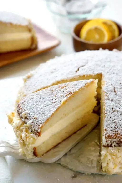 Lemon Curd Filled Olive Garden Cake