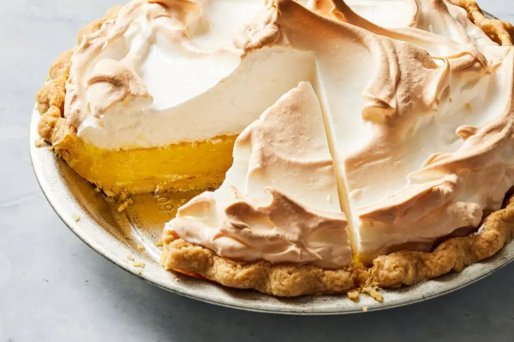 Lemon Curd Meringue Pie