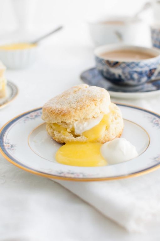Lemon Curd Scones