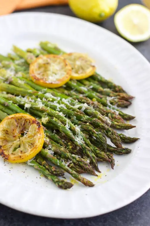 Lemon Garlic Roasted Asparagus