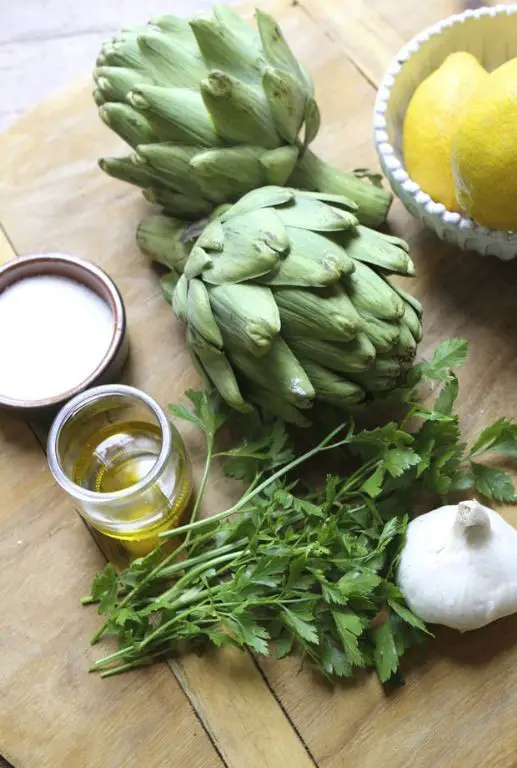 Lemon Herb Boiled Artichoke
