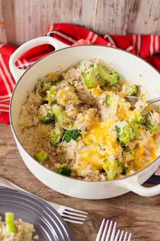 Lemon Herb Tuna and Rice Skillet