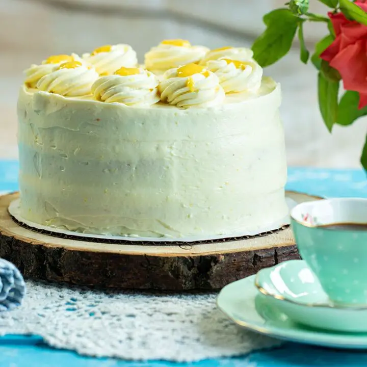 Lemon Mascarpone Layer Cake