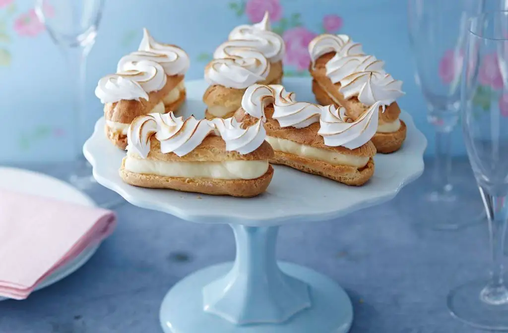 Lemon Meringue Eclairs