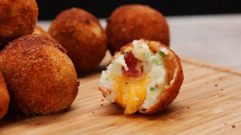 Loaded Potato Bacon Cheese Balls